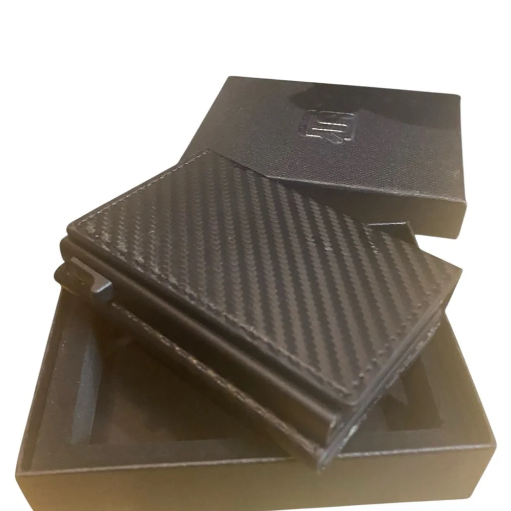 Men's Carbon-Texture Black Card Wallet